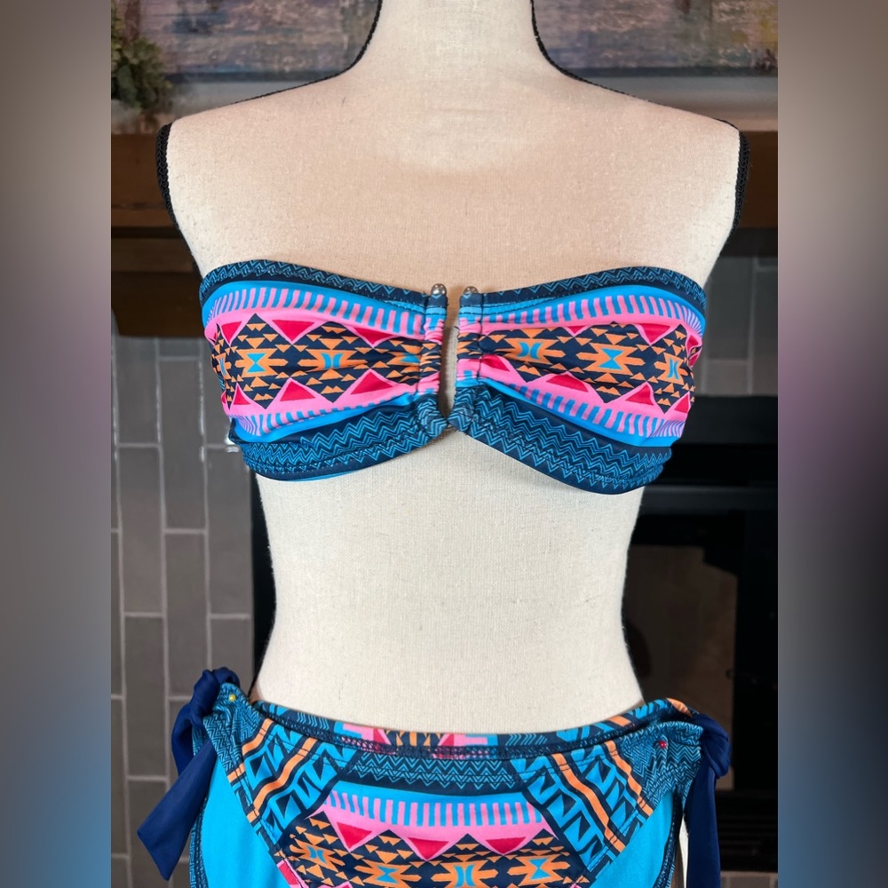Hurley Bandeau Bikini Logo Aztec Pattern Size Small - Picture 2 of 7